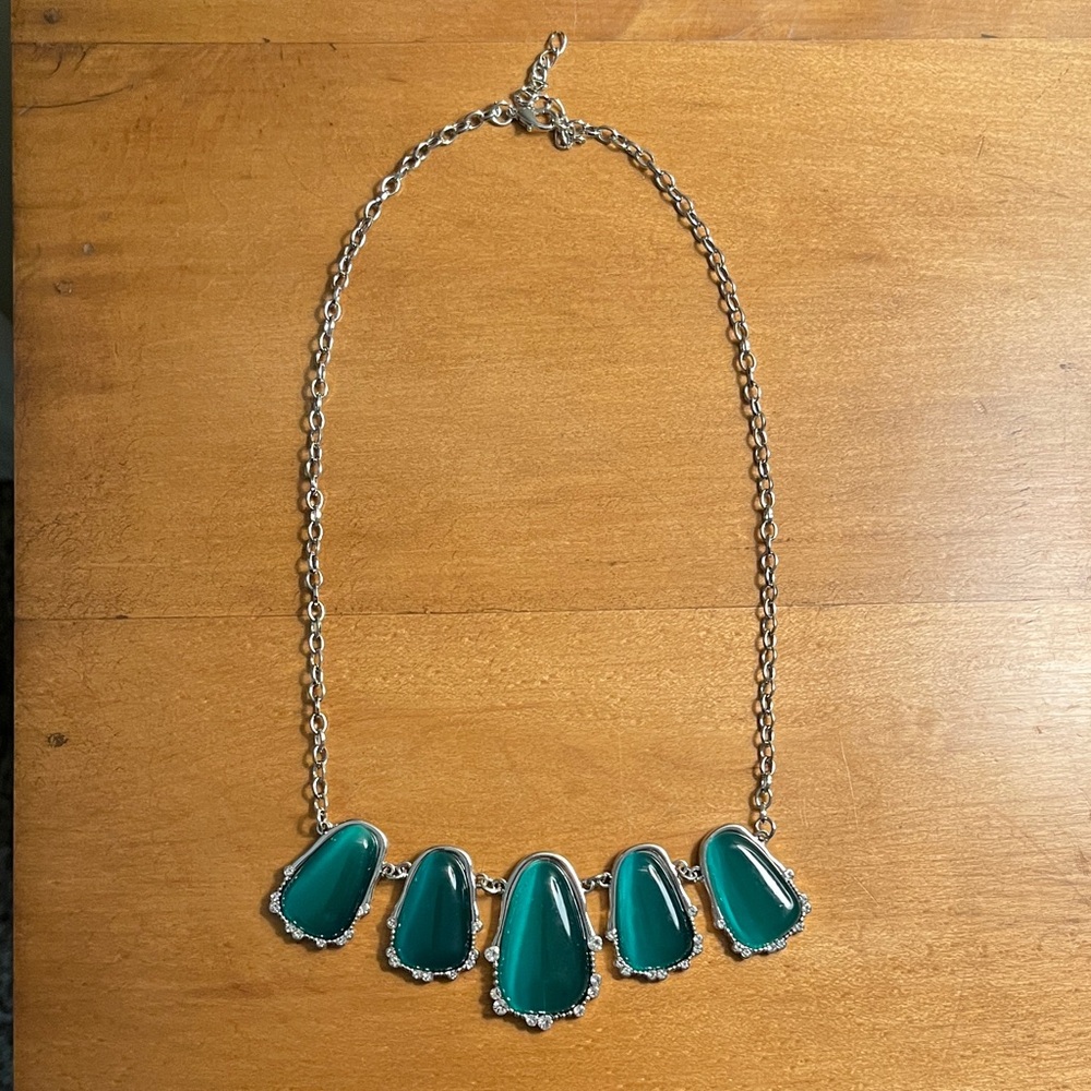 Elegant Silver and Green Necklace